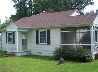 90 Timberneck Rd, Deltaville, VA 23043