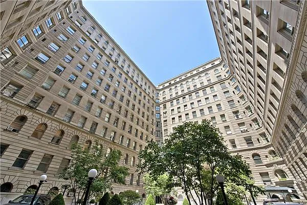 Sold by Engel & Völkers New York Real Estate | media 29