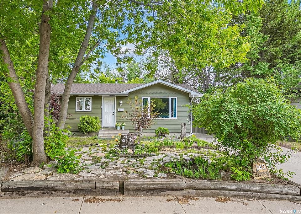 1st image of 242 Haviland CRESCENT