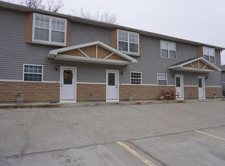 698-& 700 Hillside Dr, Waynesville, MO 65583