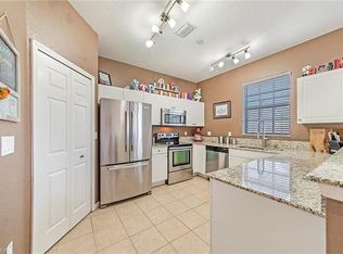 7500 Bristol Cir, Naples, FL 34120