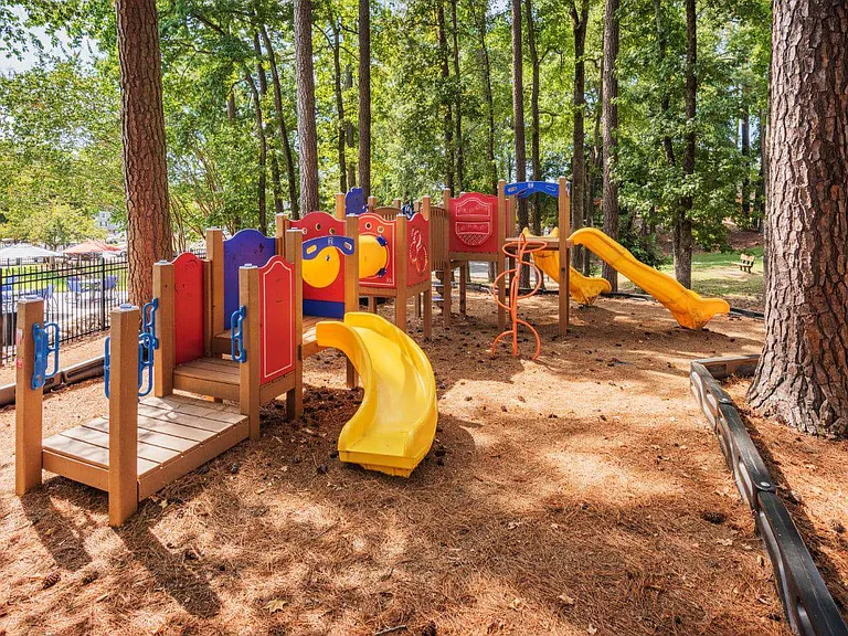 The Pointe at Midtown — Photo 5
