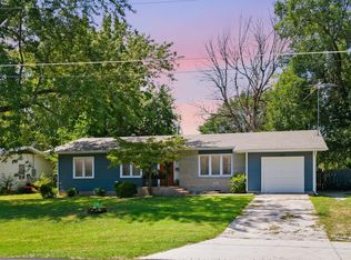 319 S West Avenue, Republic, MO 65738