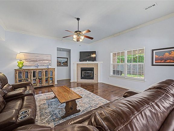 3rd image of 3905 W Amour Dr