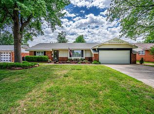 2820 Huntleigh Dr, The Village, OK 73120
