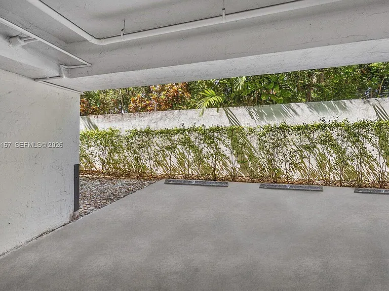 1520 Salzedo St #F — Photo 27