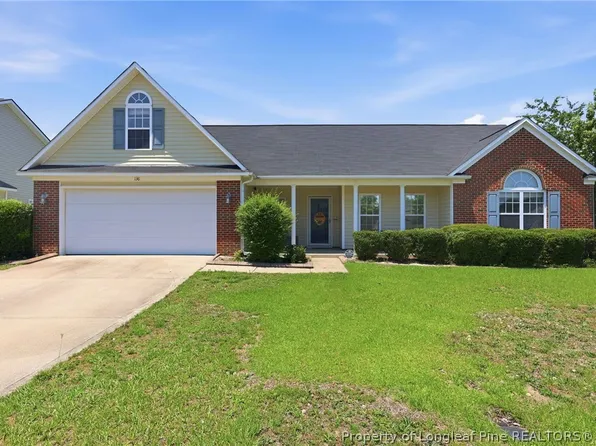 136 Bennington Dr, Raeford, NC 28376