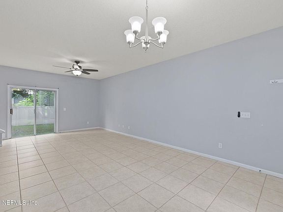 4th image of 631 Scrub Jay Dr #631
