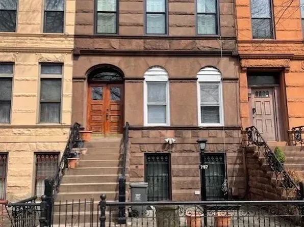 757 Hancock Street image 1 of 1