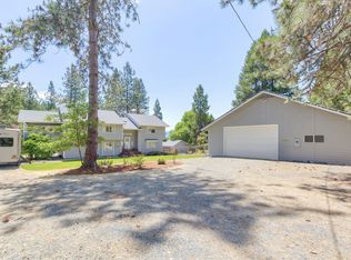 1566 E Jones Creek Rd, Grants Pass, OR 97526