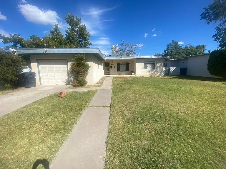 334 Chula Vista Pl NE — Photo 9
