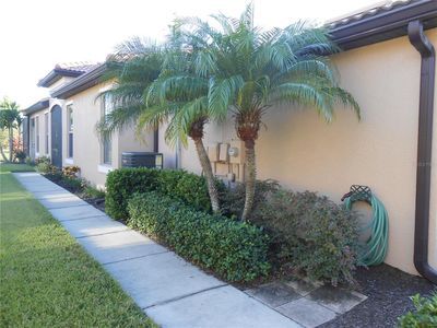 344 Mystic Falls Dr, Apollo Beach, FL, 33572