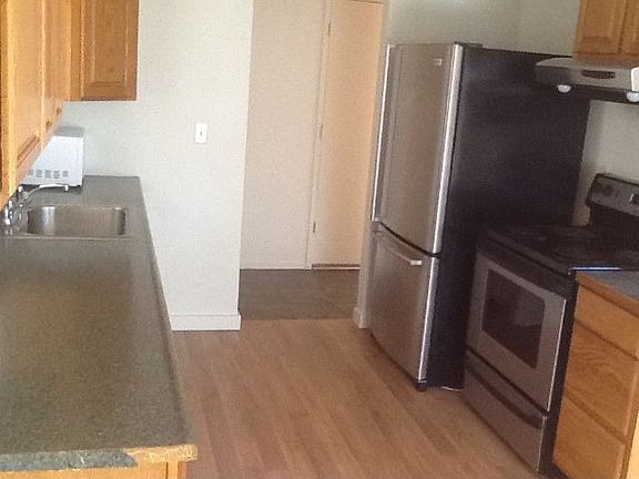 4th image of 1555 N Pleasant Ave APT 101