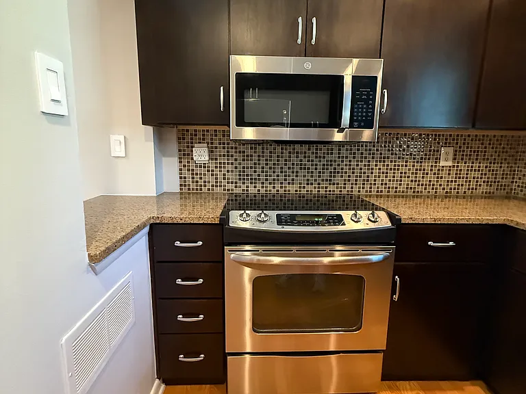 551 Detroit St #1 — Photo 15