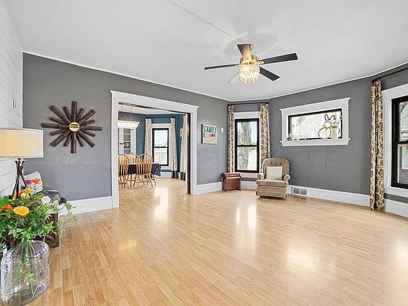 3rd image of 1708 17th Street