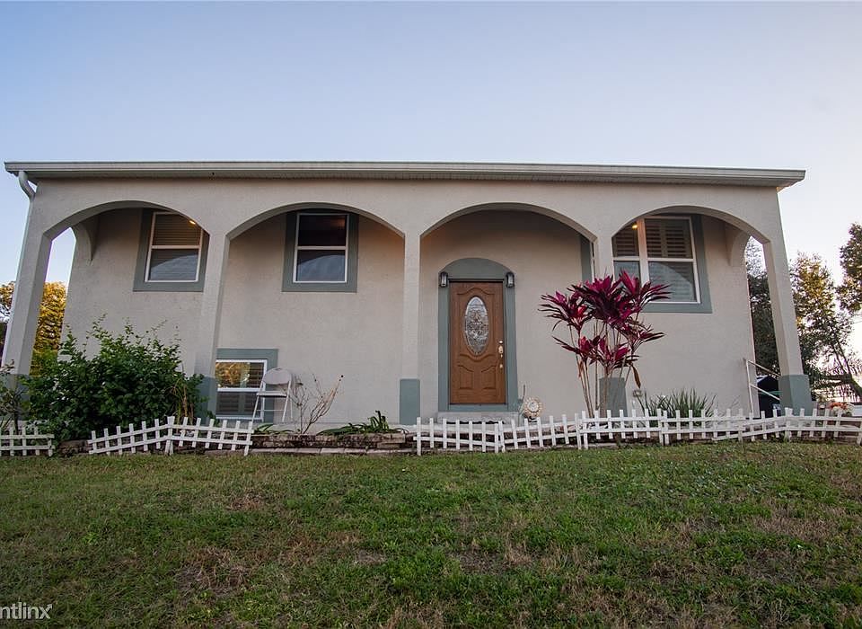 1st image of 239 Lavender Ct