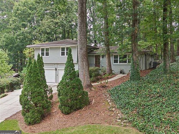 2nd image of 2477 Midvale Ct