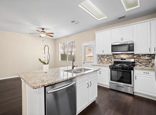 15 Blue Creek Pl, Spring, TX 77382