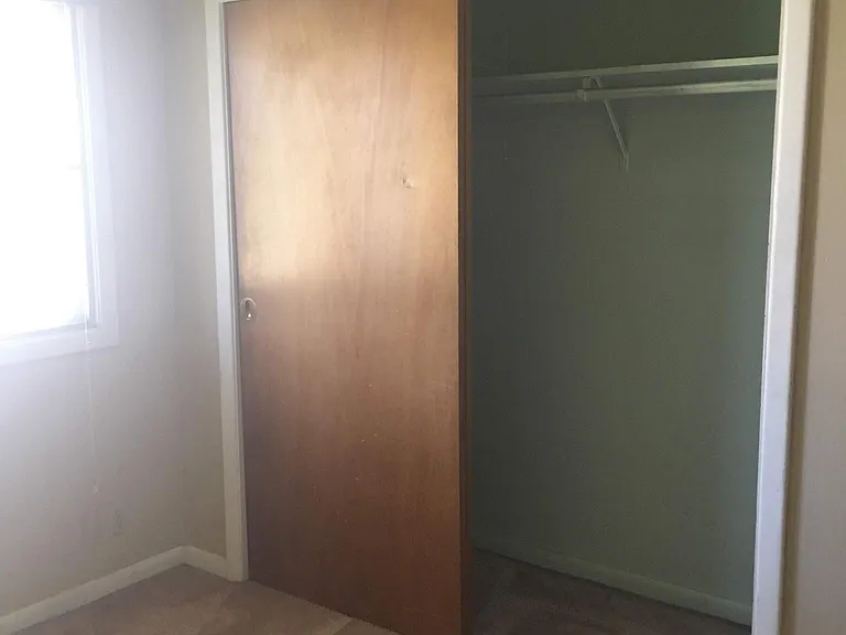 517 S 13th Ave — Photo 5