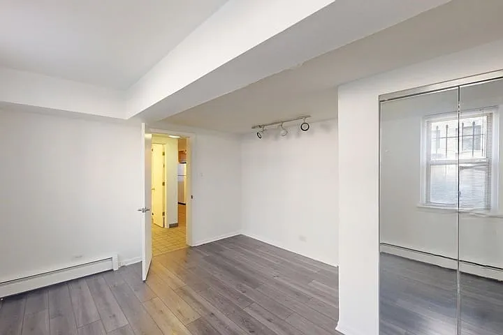 Harper Court — Photo 15
