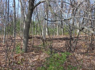 21725 W Hidden Valley Dr, New Berlin, WI 53146