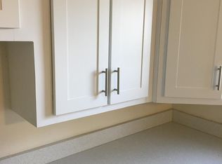 1472 Babbitt Rd #DOWN, Euclid, OH 44132