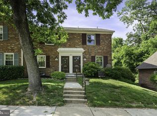 8532 Barrington Ct #937, Springfield, VA 22152