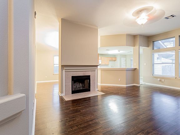 4th image of 3910 Bonnie Ln
