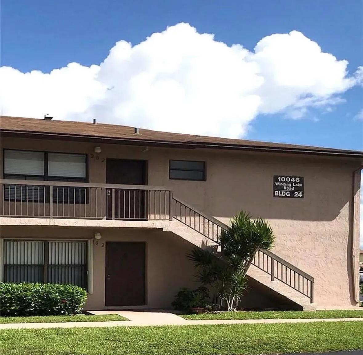 2 bed, 2.0 bath, $2,000 — Photo 1