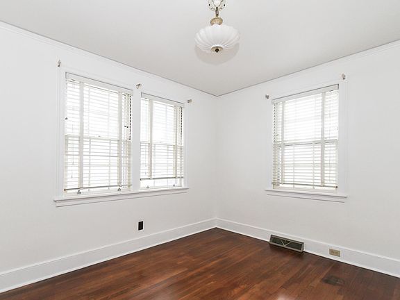 4th image of 1733 Augusta Rd