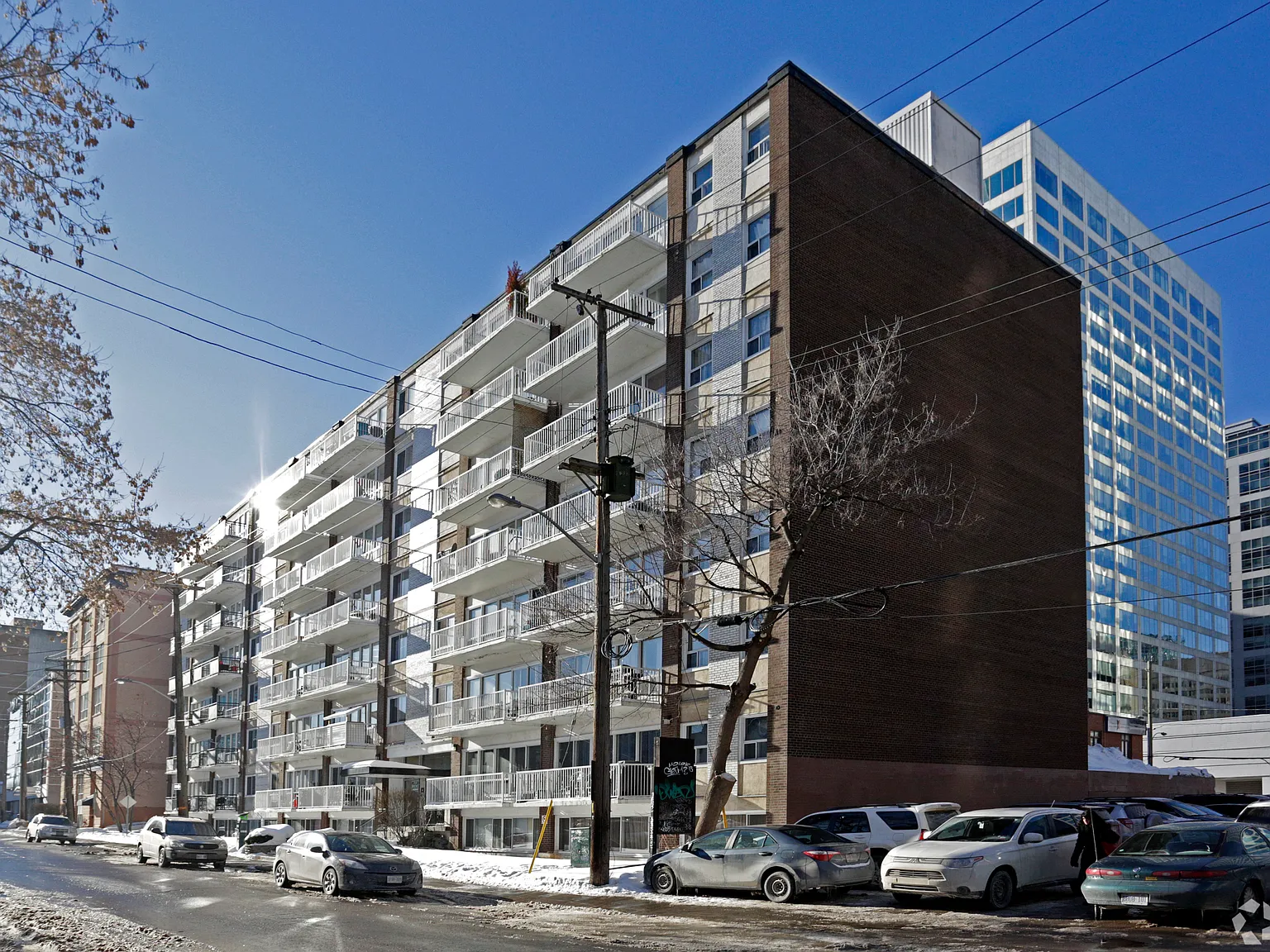 Acadian Apartments — Photo 3