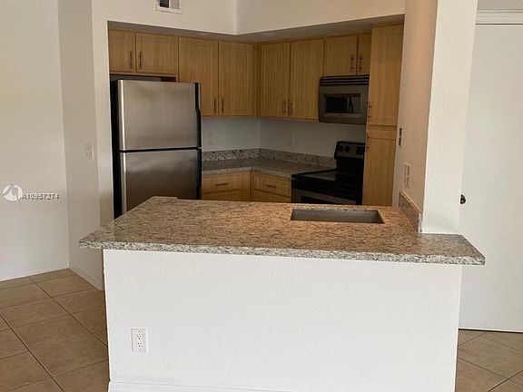 4th image of 12400 Vista Isles Dr APT 1427