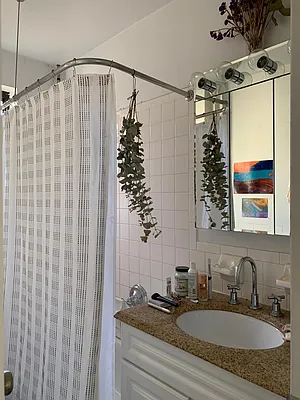 Rented by Emor Management Inc. | media 24