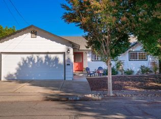 1410 Manhattan Way, Santa Rosa, CA 95401