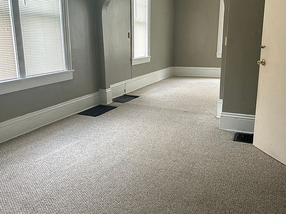 2nd image of 306 Carroll St APT 4