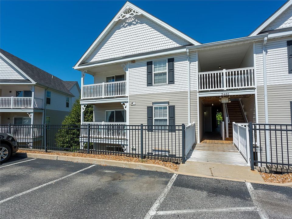 1st image of 2460 Lampong Dr APT 200C