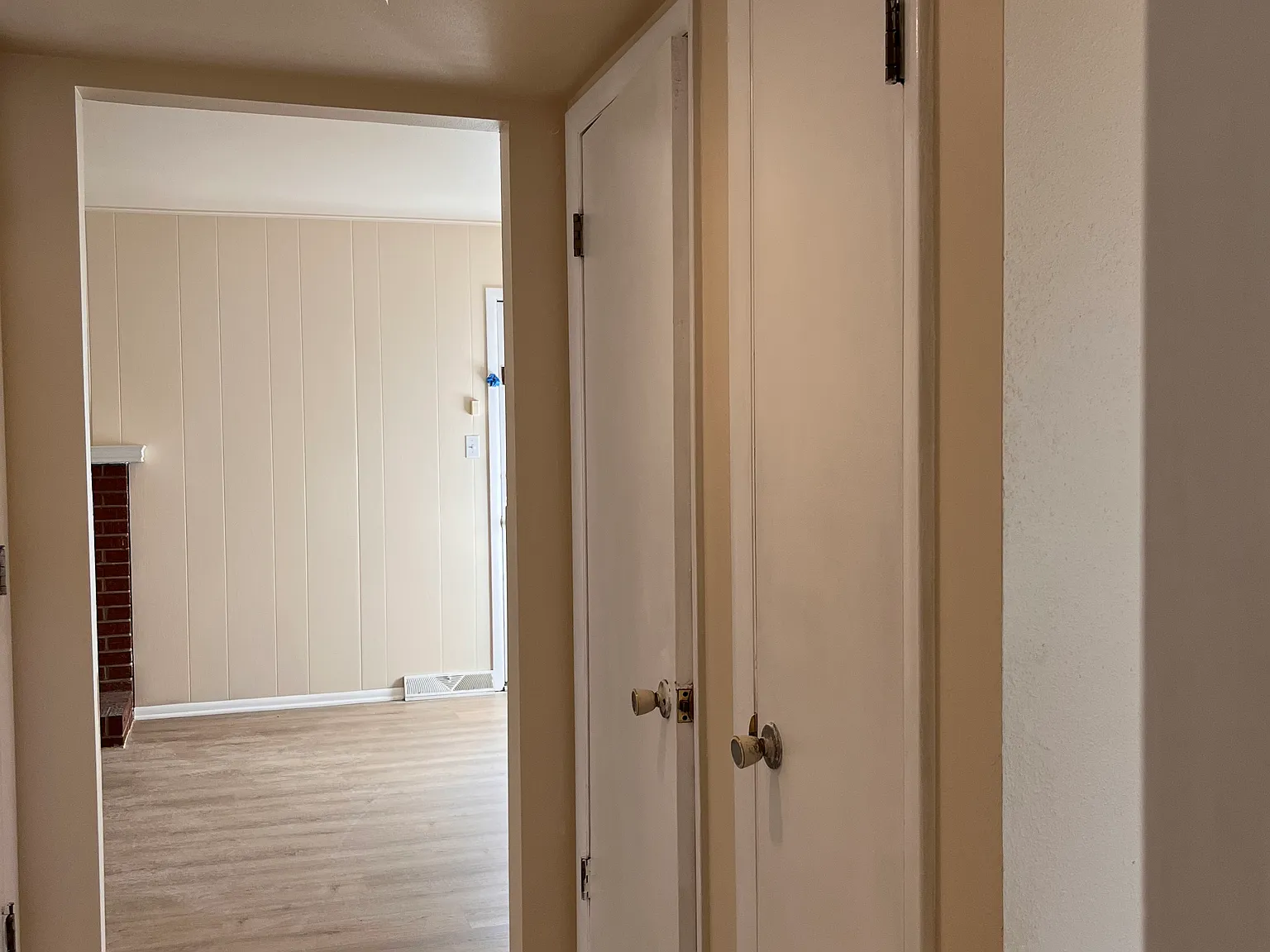 4 bed, 2.5 bath, 2075 sqft, $2,599 — Photo 3