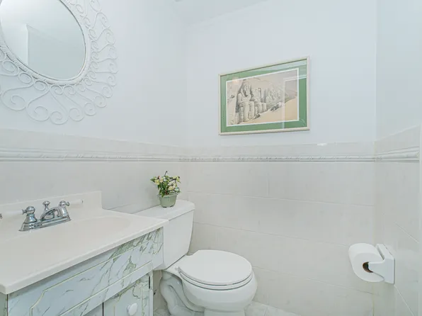 16 Bowling Green Place image 27 of 28