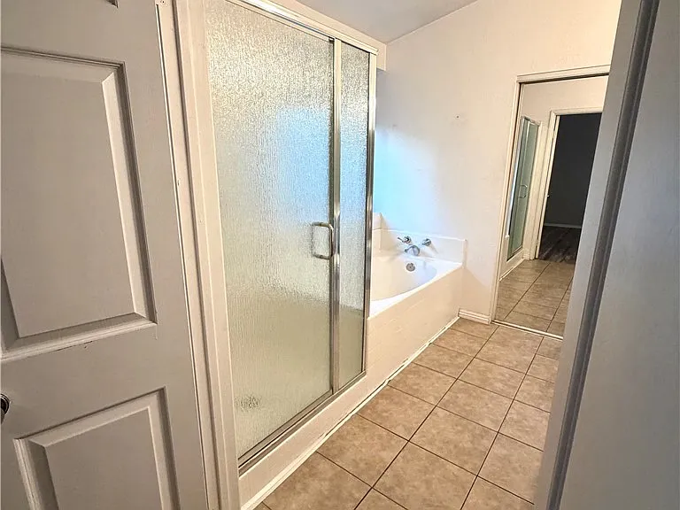 11512 Stonecrest Dr — Photo 24