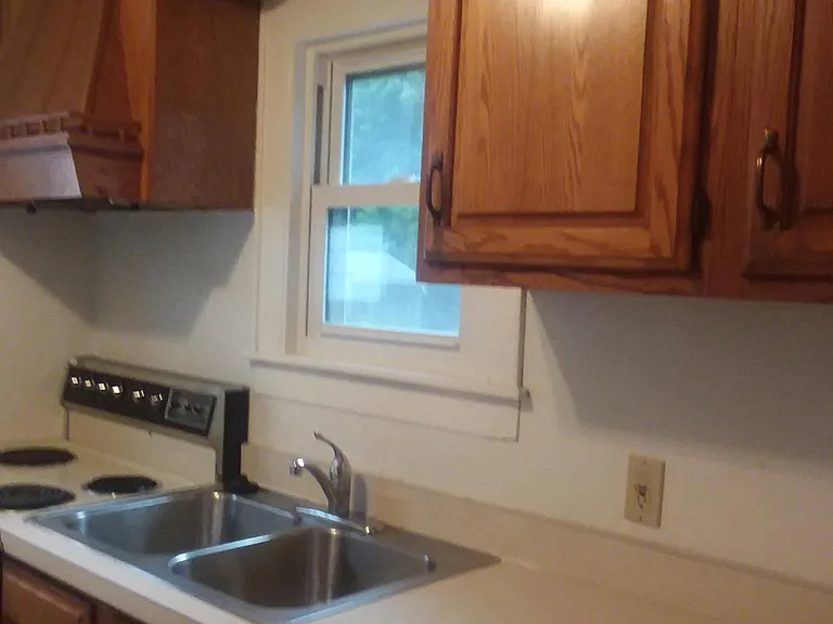 1020 Poxson Ave — Photo 28