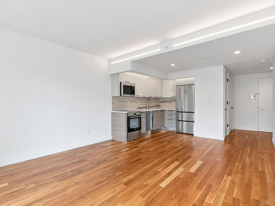 1st image of 50 Clarkson Ave APT 405