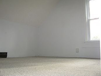 2nd image of 201 S Kalmia Ave