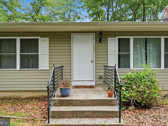 4th image of 383 Coyote Trl
