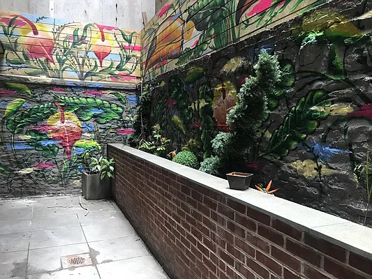 Rented by Compass | media 32