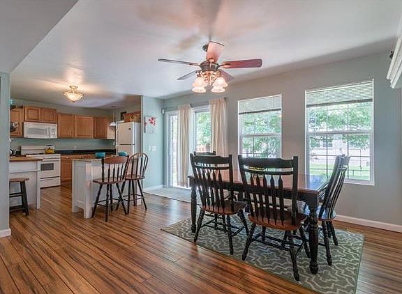 2nd image of 2571 Nathan Dr