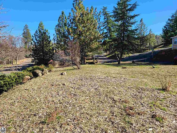 4th image of 22726 Whispering Pines Dr