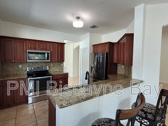 5th image of 1158 NW 135th Ct