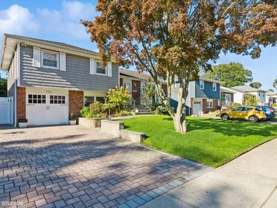 1360 Holiday Park Drive, Wantagh, NY, 11793