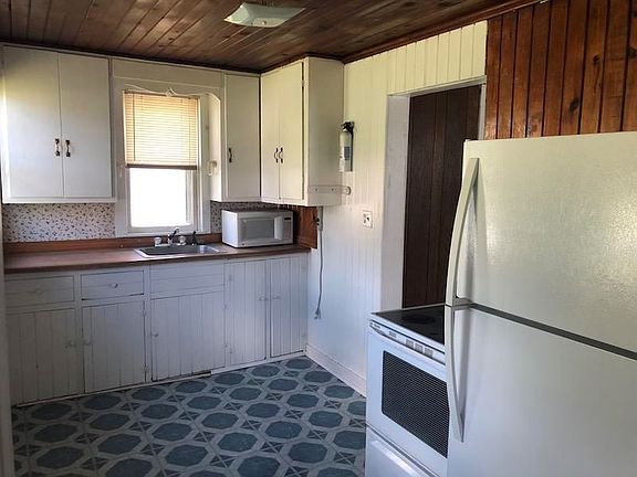 4th image of 503 E 3rd St