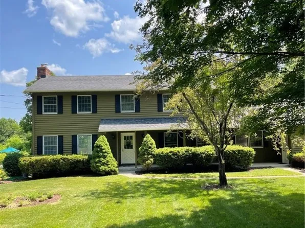 4223 Gordon Cooper Dr, Jamesville, NY 13078